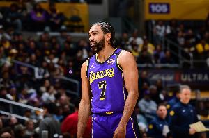 文森特谈投篮感觉：这就像是万事达信用卡 不带不能离开家